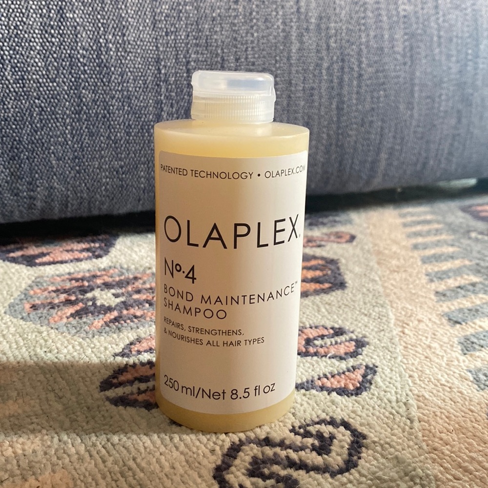 Olaplex No. 4 Bond Maintenance Shampoo